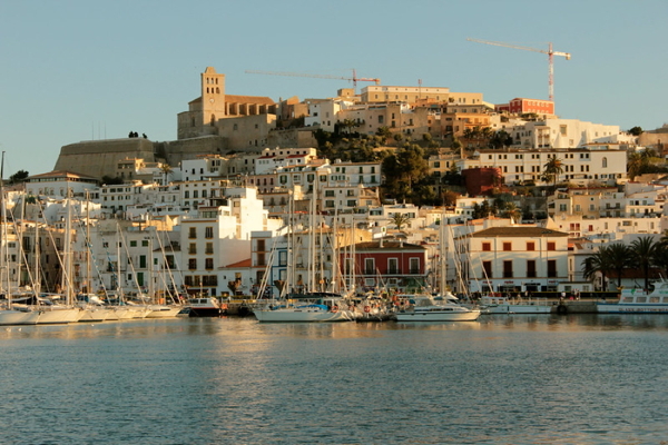 Ibiza Stadt und Hafen 