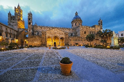 Palermo - Kathedrale bei Abendlicht
