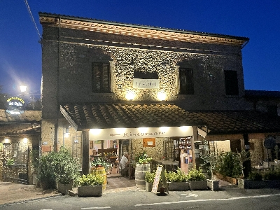 Toskana und Elba - Ristorante in der Toskana am Abend