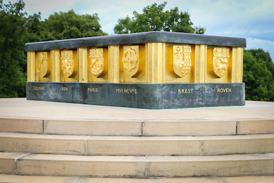 Kunst und Kultur im Elsass - Hartmannswillerkopf  