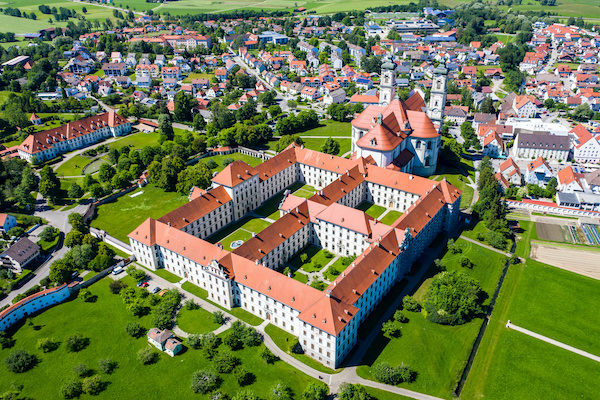 Kirchenfahrt auf der schwbischen Barockstrae: Kaufbeuren - Irsee - Ottobeuren