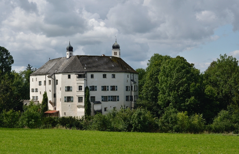 Bauernhfe, Adelssitze und gotische Kirchen im nordwestl. Chiemgau - Schloss Amerang 